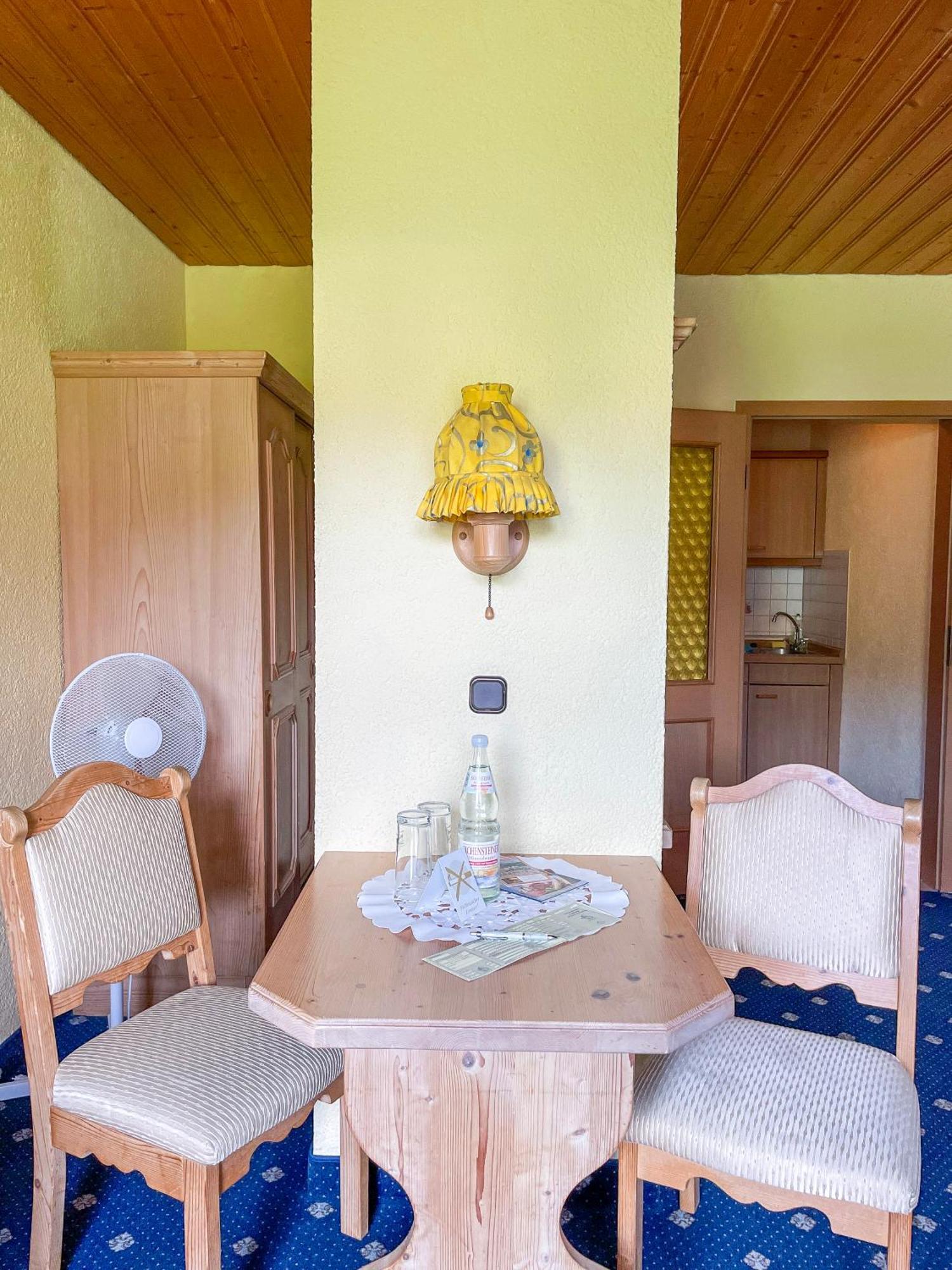 פוטנשטיין Gaestehaus Forellenhof מראה חיצוני תמונה