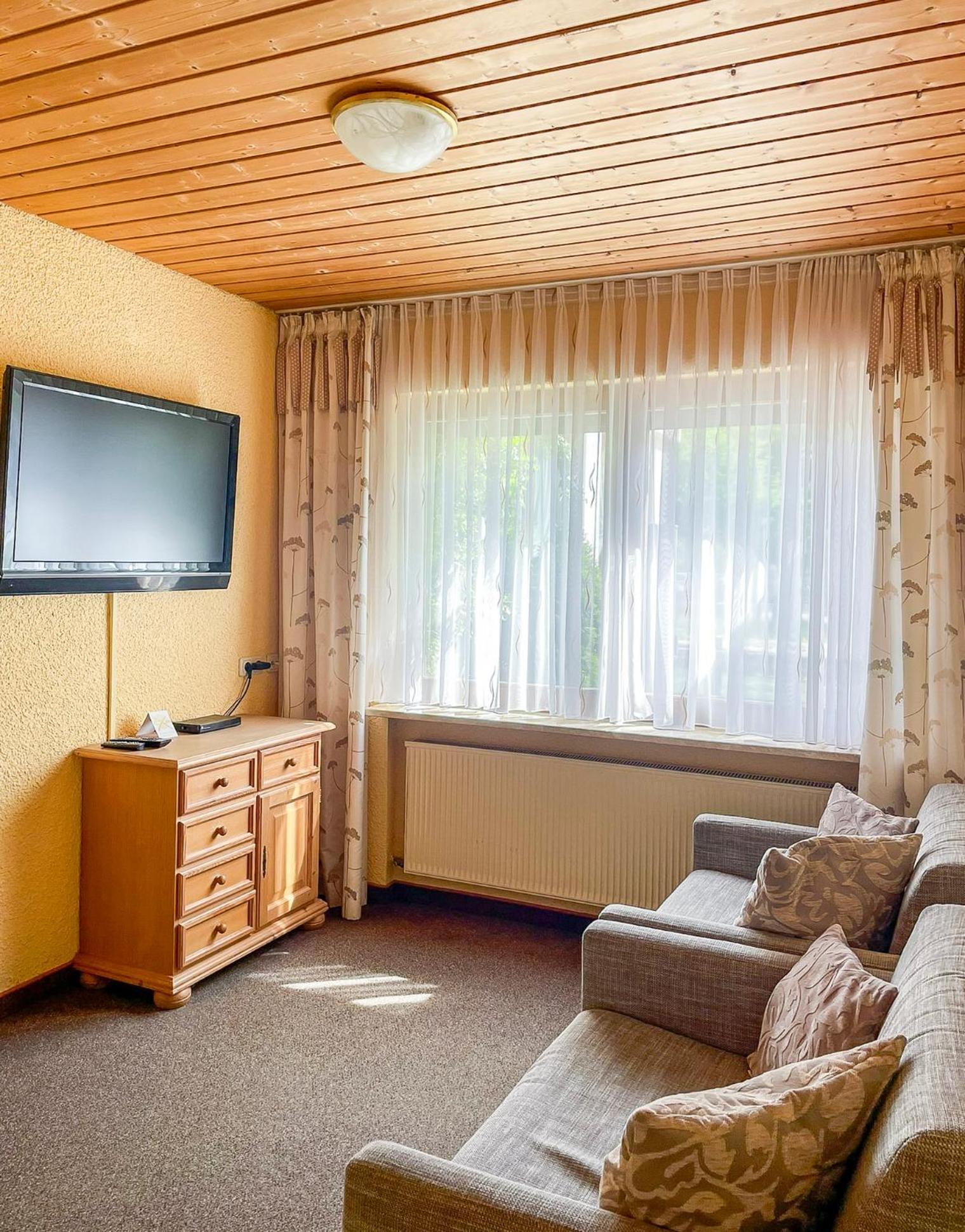 פוטנשטיין Gaestehaus Forellenhof מראה חיצוני תמונה